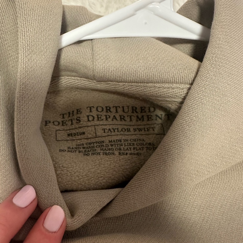 Taylor Swift Beige Jacket